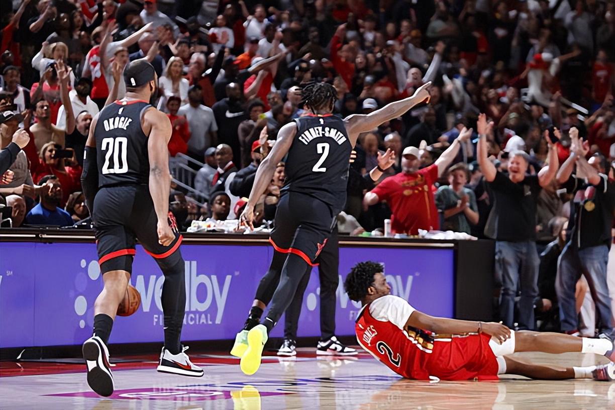 pp电子官网-为了压价不择手段？火箭后场大闸这样的表现却不能得到更多信任？