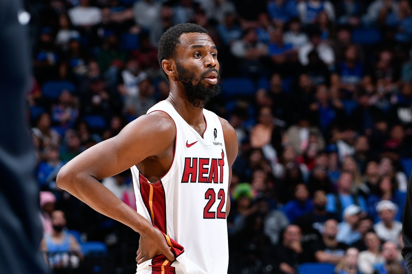 pp电子APP-内外开花!维金斯11中7拿21分3助 三分5中4